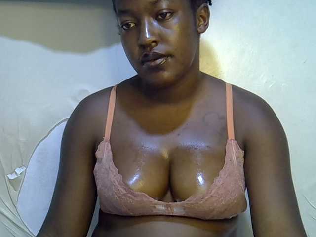 Honey-drop live cam on BongaCams
