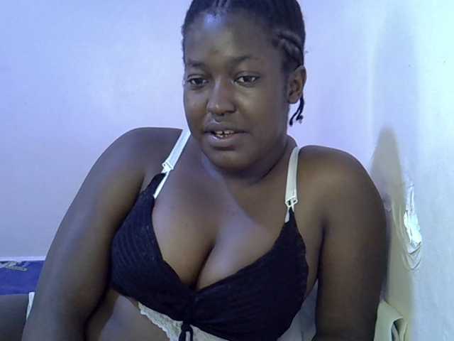 Honey-drop live cam on BongaCams