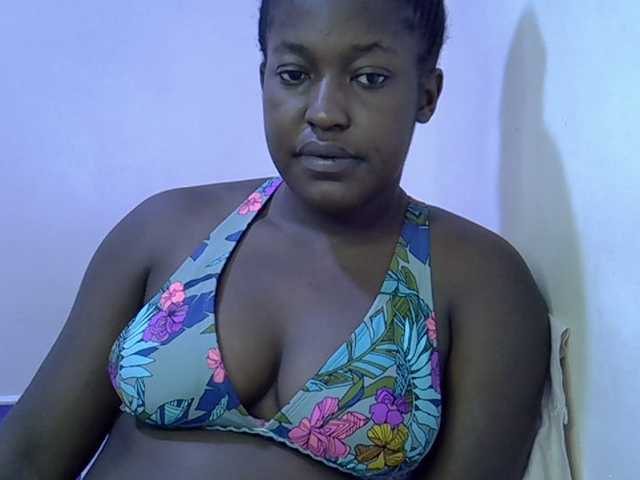 Honey-drop live cam on BongaCams