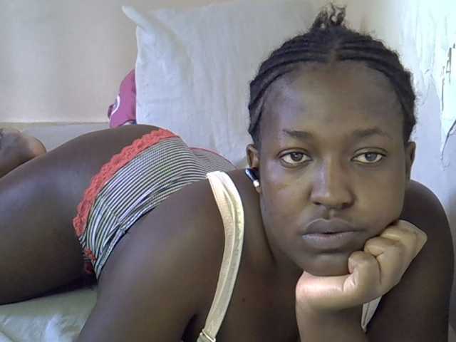Honey-drop live cam on BongaCams