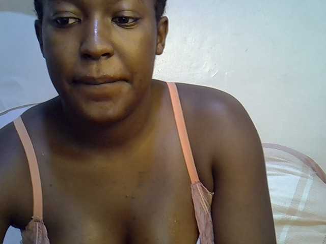 Honey-drop live cam on BongaCams