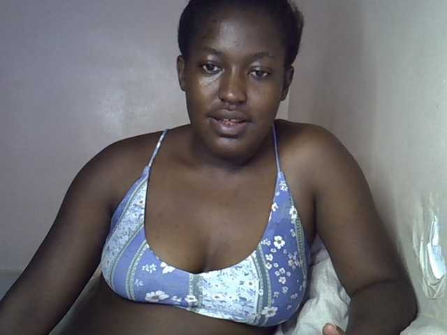 Honey-drop live cam on BongaCams