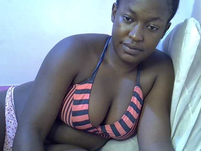 Honey-drop live cam on BongaCams