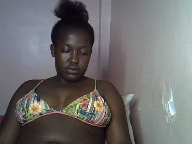 Honey-drop live cam on BongaCams