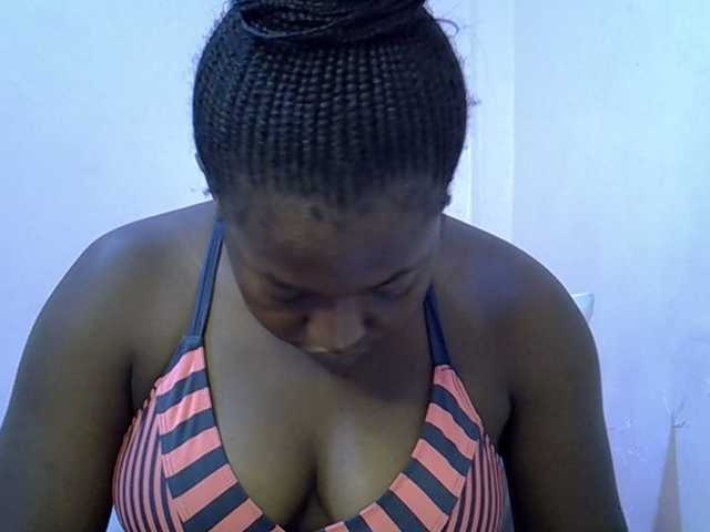 Honey-drop live cam on BongaCams