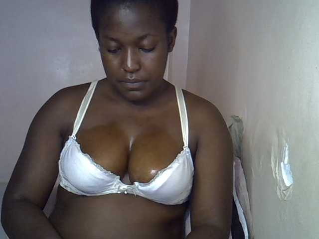 Honey-drop live cam on BongaCams