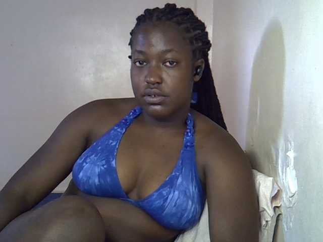 Honey-drop live cam on BongaCams