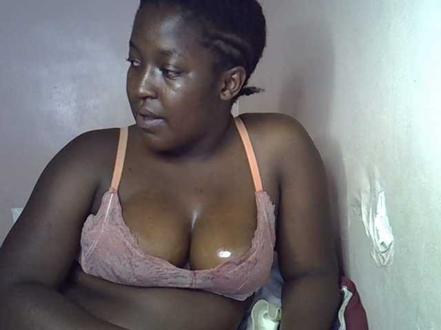 Honey-drop live cam on BongaCams