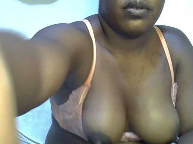 Honey-drop live cam on BongaCams