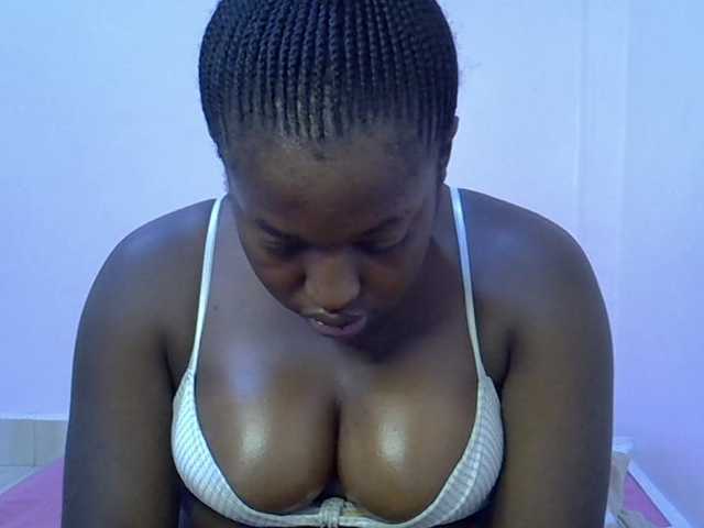 Honey-drop live cam on BongaCams