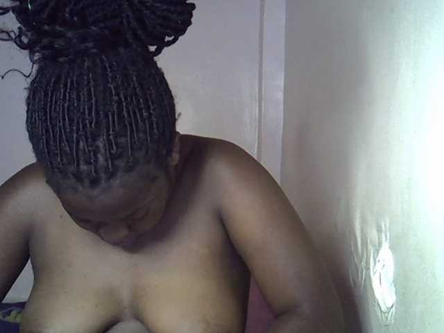 Honey-drop live cam on BongaCams