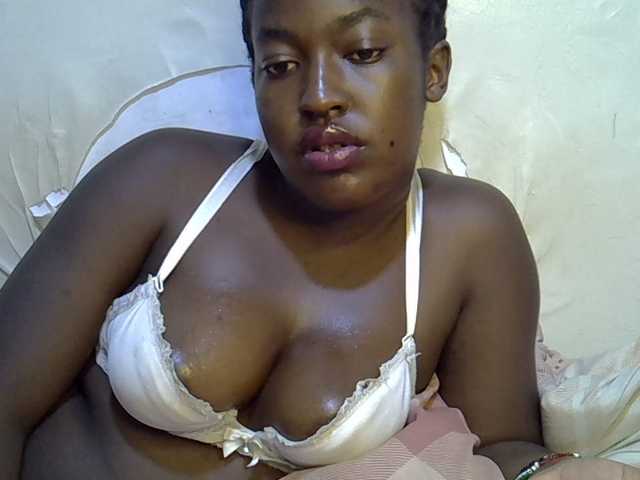 Honey-drop live cam on BongaCams