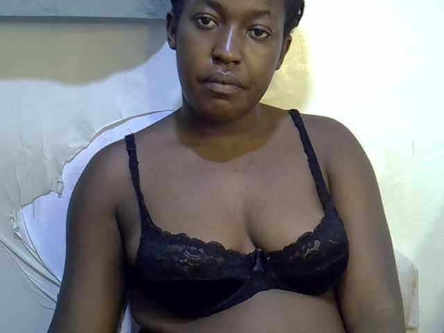 Honey-drop live cam on BongaCams