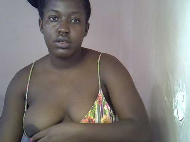 Honey-drop live cam on BongaCams