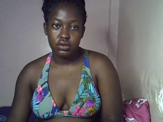 Honey-drop live cam on BongaCams