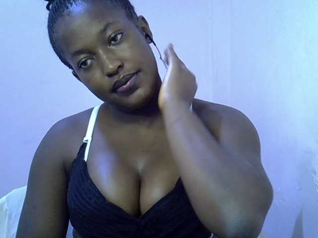 Honey-drop live cam on BongaCams