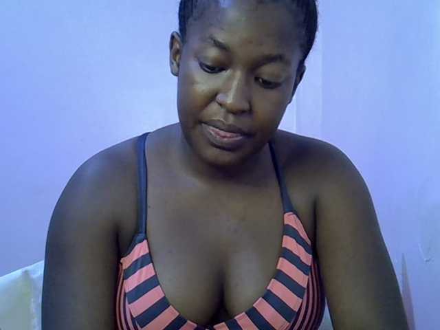 Honey-drop live cam on BongaCams