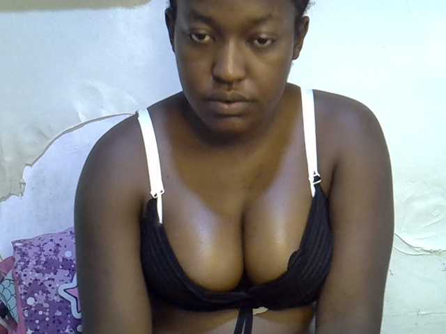 Honey-drop live cam on BongaCams