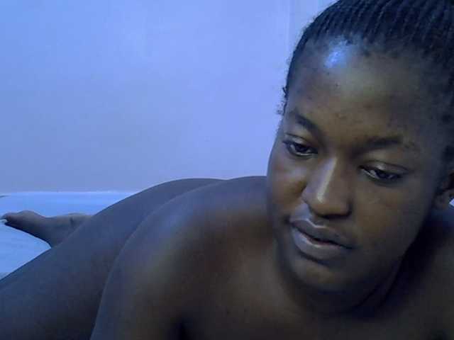 Honey-drop live cam on BongaCams