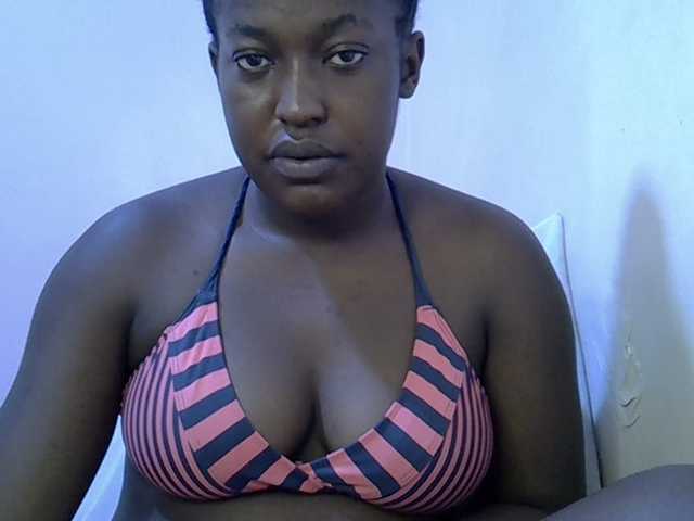 Honey-drop live webcam show