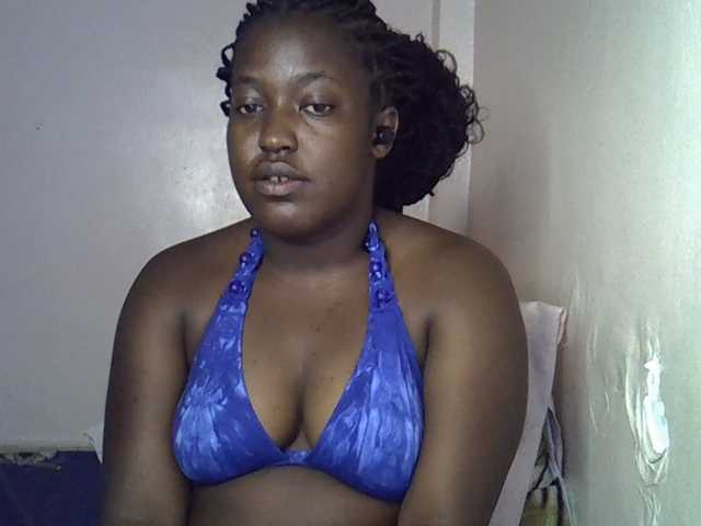 Honey-drop live cam on BongaCams