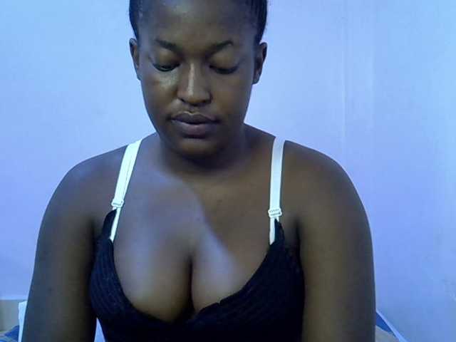 Honey-drop live cam on BongaCams
