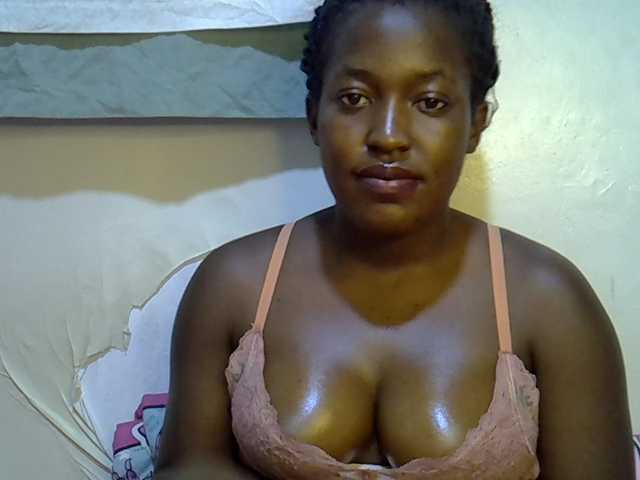Honey-drop live cam on BongaCams