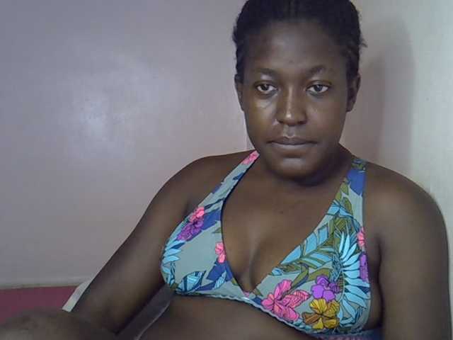 Honey-drop live cam on BongaCams