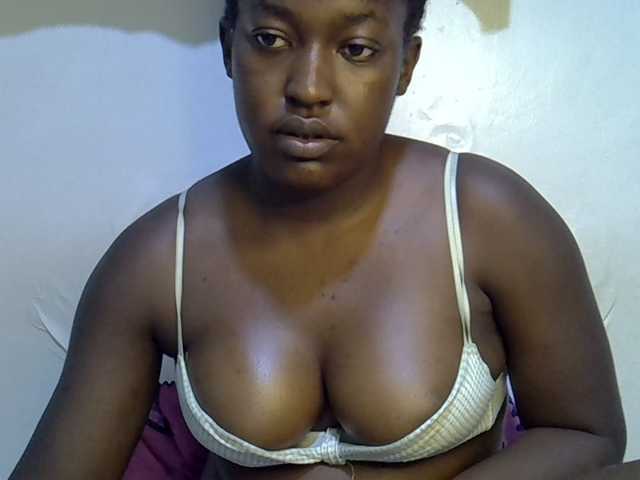 Honey-drop live cam on BongaCams