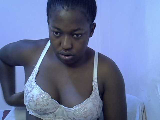 Honey-drop live cam on BongaCams