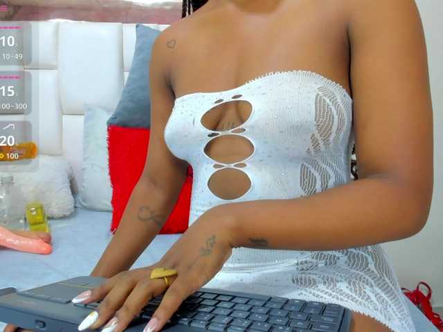 SiennaRuby live cam on BongaCams
