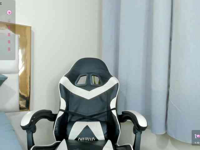 SiennaRuby webcam