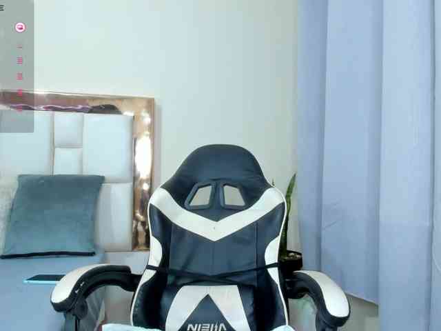 SiennaRuby webcam