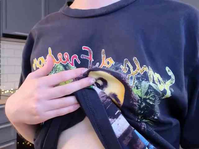 SiaSapphire01 webcam