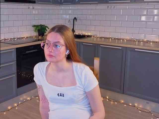 SiaSapphire01