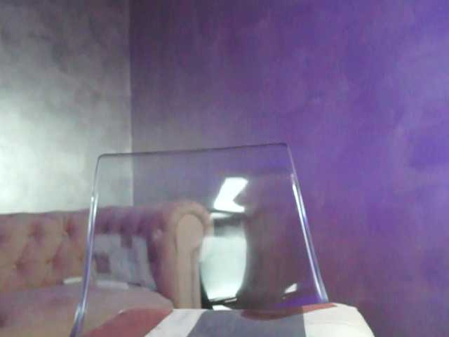 TinyCassy live cam on BongaCams