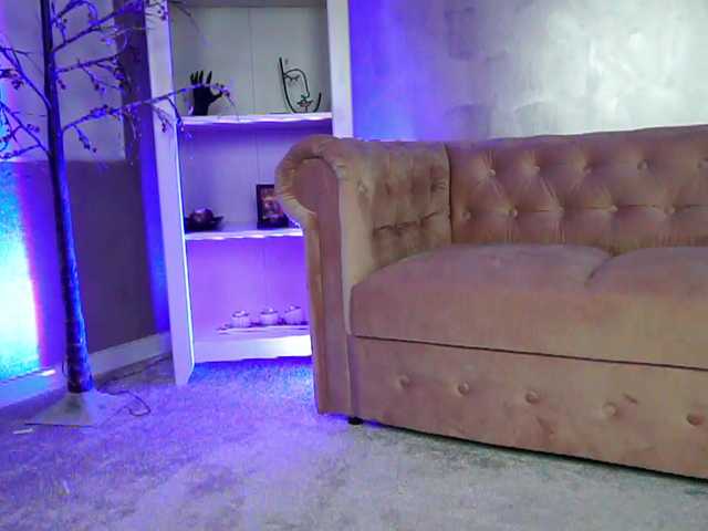 TinyCassy live cam on BongaCams