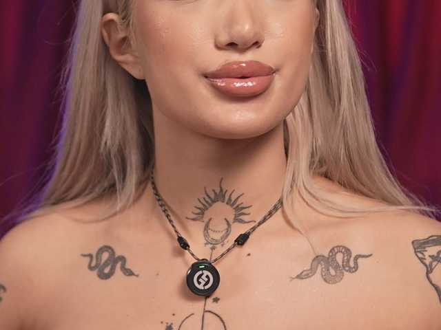 SiennaJayden live cam on BongaCams