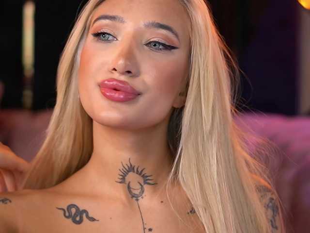 SiennaJayden live cam on BongaCams