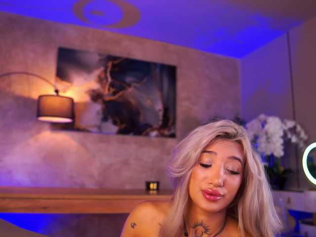 SiennaJayden live cam on BongaCams