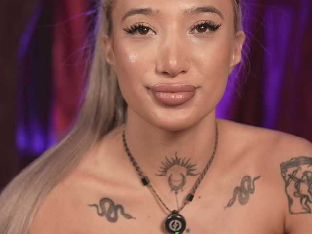 SiennaJayden live cam on BongaCams