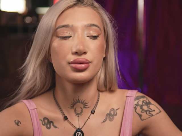 SiennaJayden live cam on BongaCams
