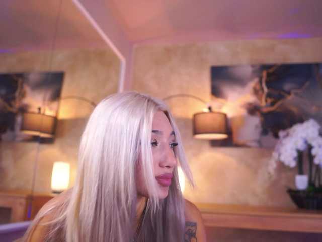SiennaJayden live cam on BongaCams