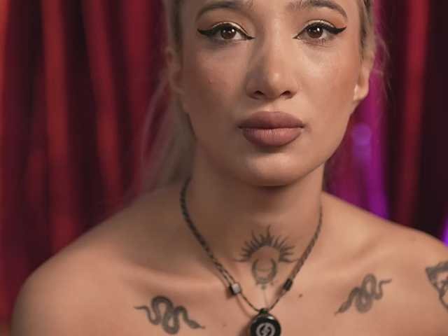 SiennaJayden live cam on BongaCams