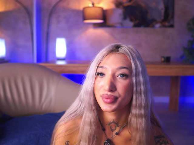 SiennaJayden live cam on BongaCams