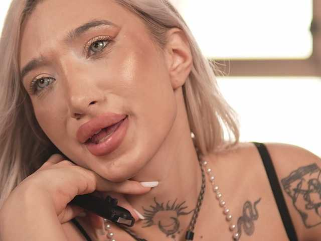 SiennaJayden live cam on BongaCams
