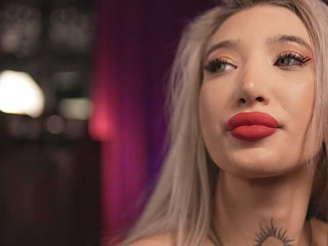 SiennaJayden live cam on BongaCams