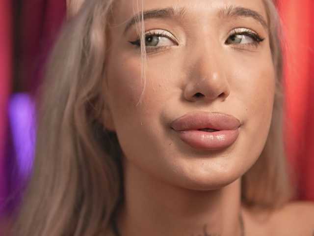 SiennaJayden live cam on BongaCams
