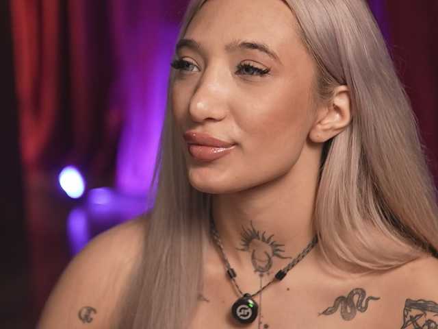 SiennaJayden live cam on BongaCams