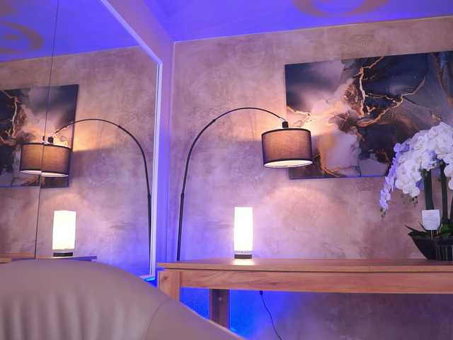 SiennaJayden live cam on BongaCams